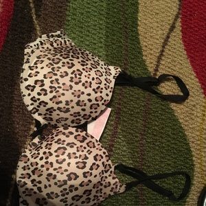 Victoria’s Secret Bra Sz 34B leopard print
